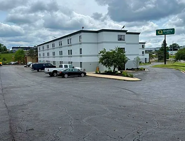 Quality Inn Merriam Kansas City hotel detail image 1