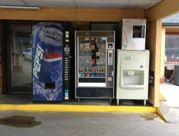 Interstate Inn Express hotel detail image 1