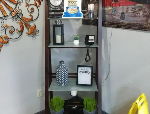 Super 8 by Wyndham Independence Kansas City hotel detail image 4