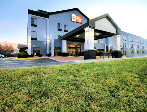 Best Western Plus Kansas City Airport-KCI East hotel detail image 1