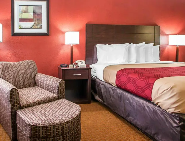 Econo Lodge Kearney - Liberty hotel detail image 3