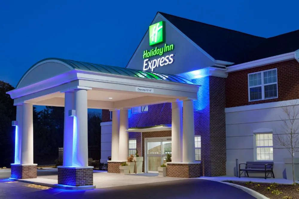 Holiday Inn Express Williamsburg North by IHG hotel hero