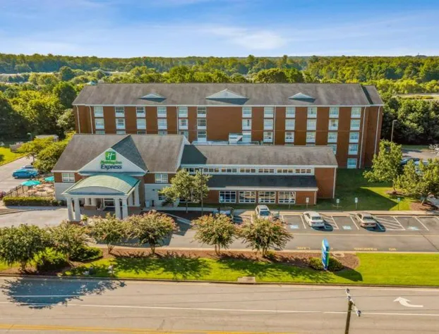 Holiday Inn Express Williamsburg North by IHG hotel detail image 4