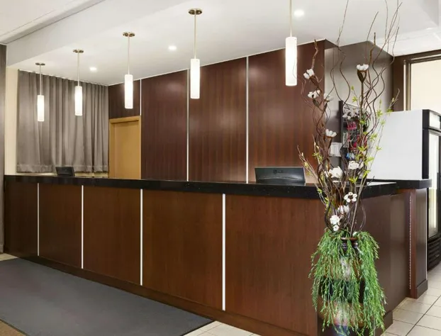 Travelodge by Wyndham Edmonton West hotel detail image 4