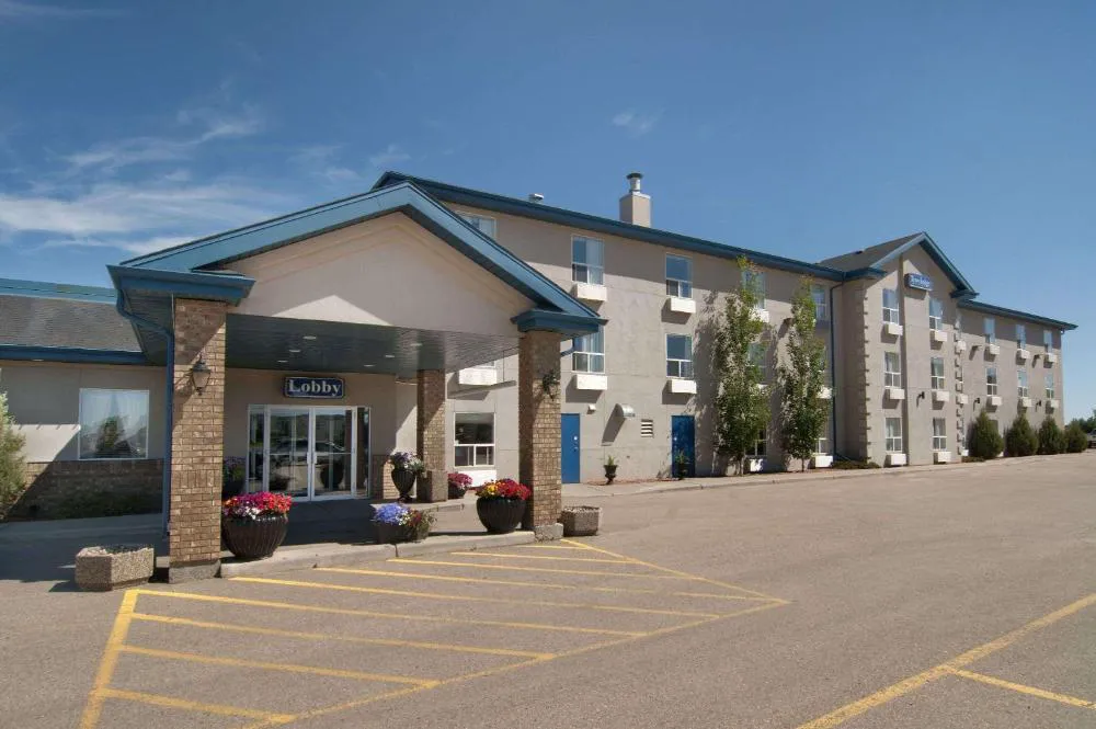 Travelodge by Wyndham Stony Plain hotel hero