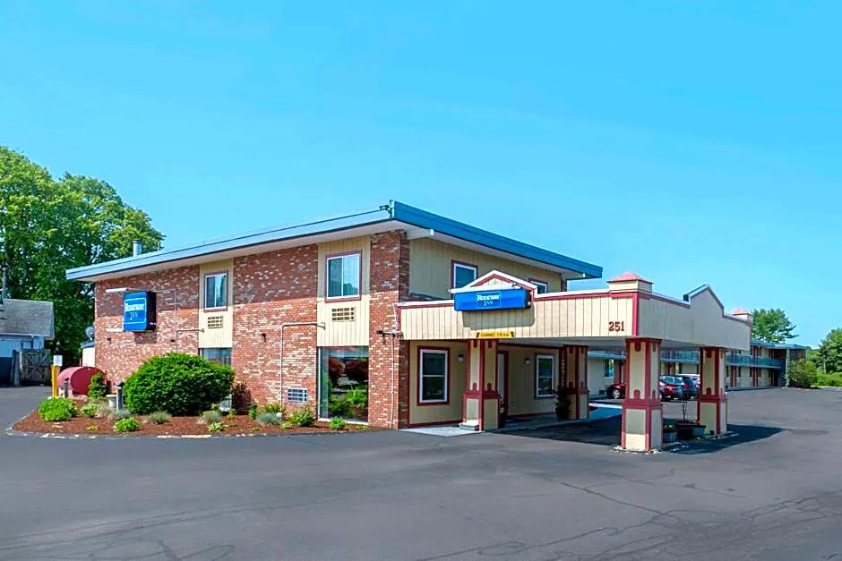 Rodeway Inn Mystic hotel hero