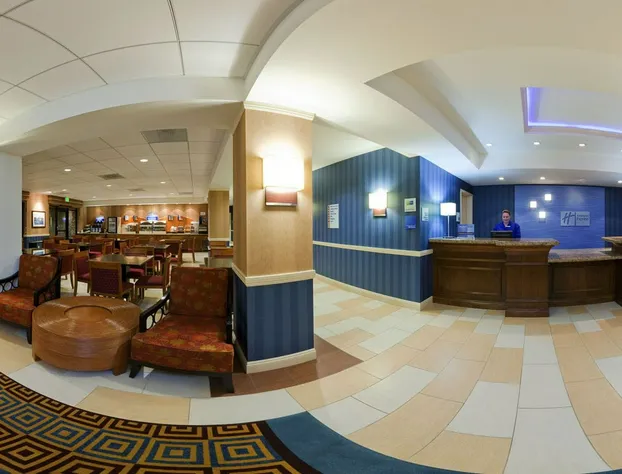 Holiday Inn Express Hotel & Suites Santa Cruz by IHG hotel detail image 4