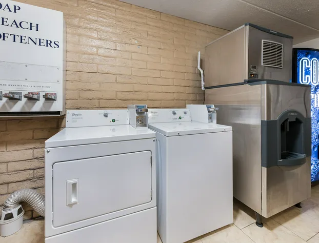 Quality Inn & Suites hotel detail image 4