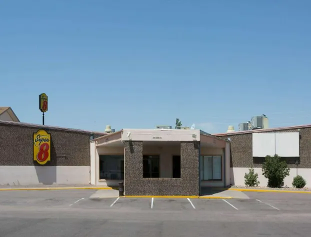 Super 8 by Wyndham Sterling CO hotel detail image 2