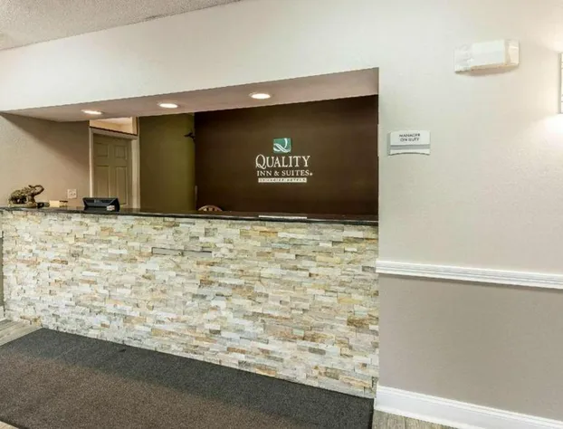 Suburban Studios Mason Hwy 42 hotel detail image 2