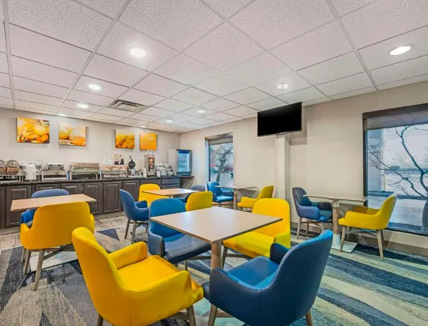 Comfort Inn Airport Turfway Road hotel detail image 1