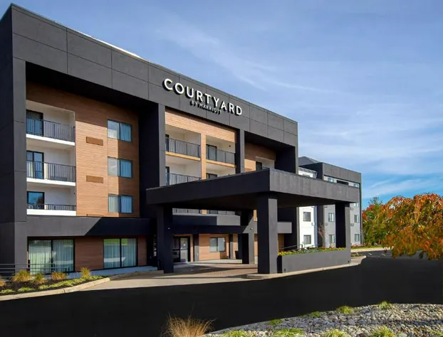 Courtyard by Marriott Cincinnati Airport hotel detail image 3