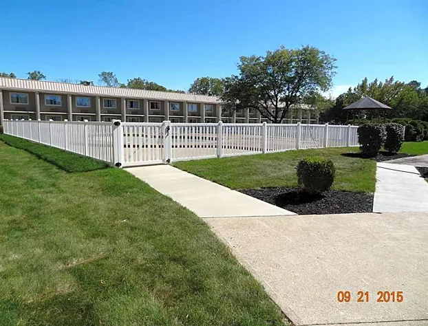 Days Inn by Wyndham Columbus East Airport hotel detail image 2