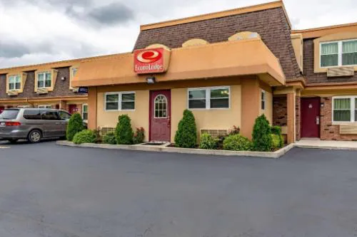 Econo Lodge Worthington hotel hero