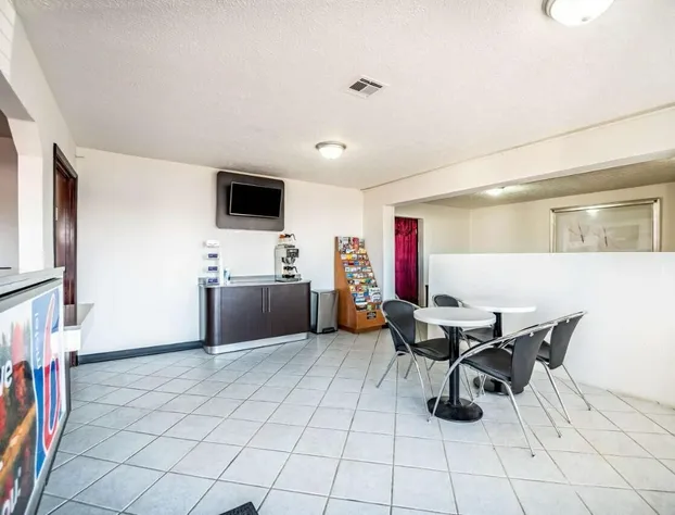 Relax Inn by OYO Columbus OH I 70 hotel detail image 4