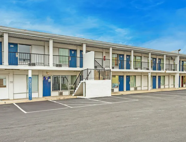 Relax Inn by OYO Columbus OH I 70 hotel detail image 2