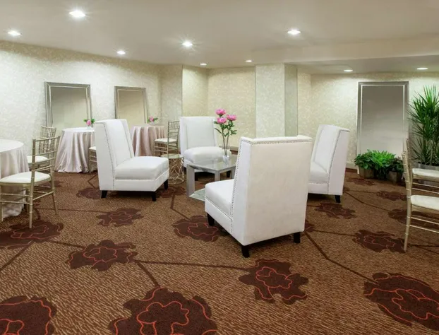 Hilton Garden Inn Pittsburgh University Place hotel detail image 2