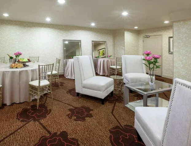 Hilton Garden Inn Pittsburgh University Place hotel detail image 2