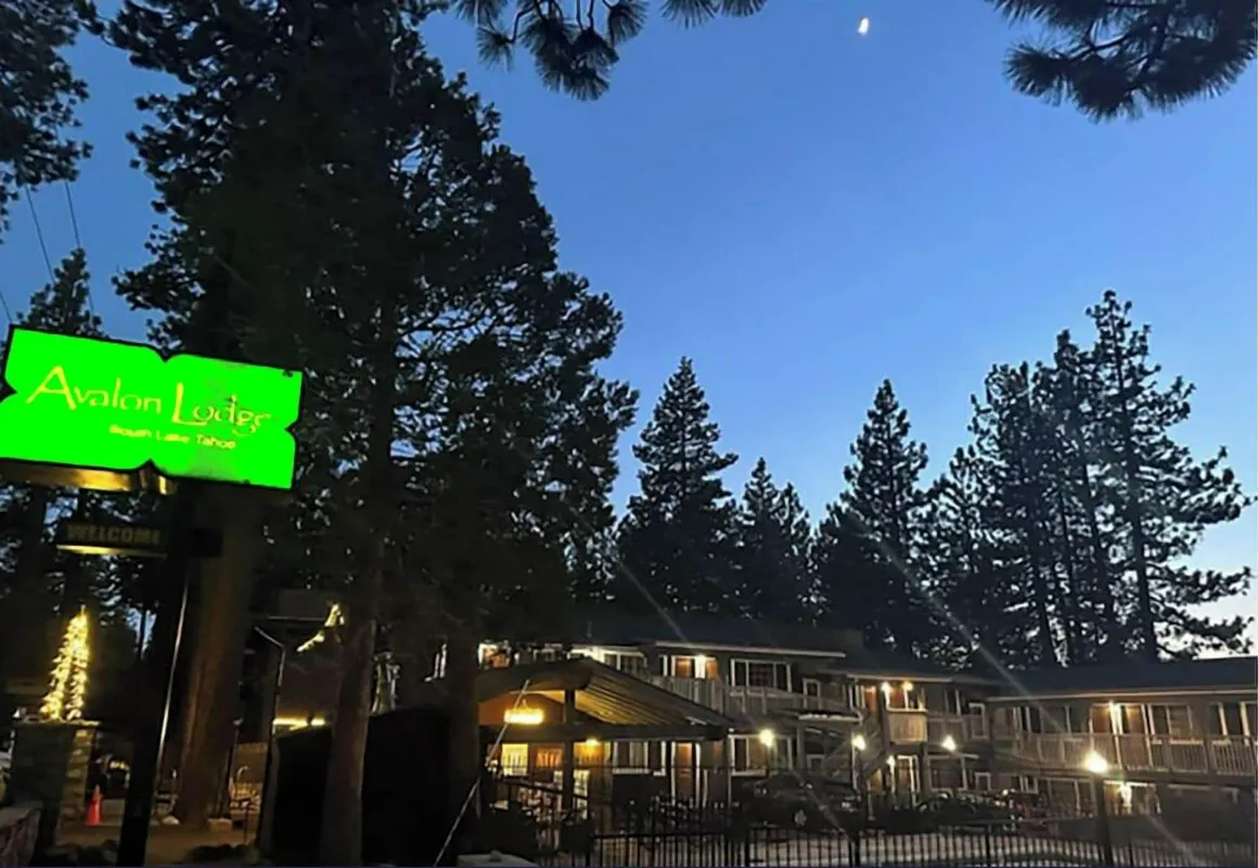 The Iceberg Tahoe hotel hero