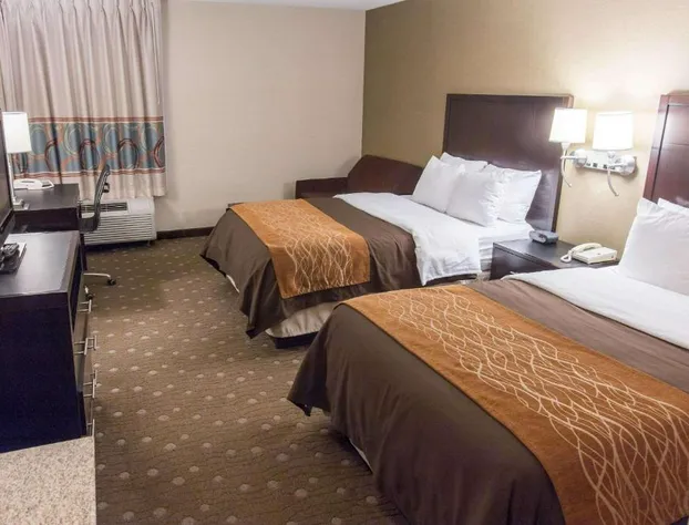 Comfort Inn Pittsburgh Crafton hotel detail image 4