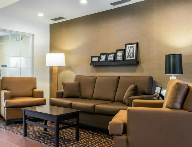 Sleep Inn & Suites Pittsburgh Airport hotel detail image 1