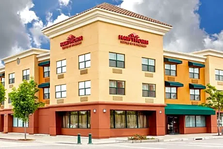 Hawthorn Suites by Wyndham Oakland/Alameda hotel hero