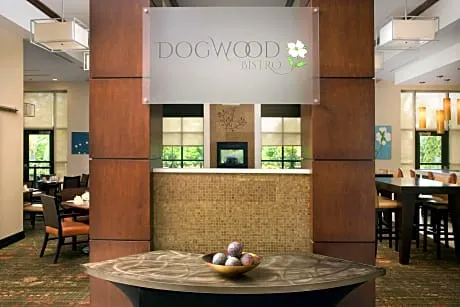 DoubleTree by Hilton Sterling - Dulles Airport hotel detail image 3