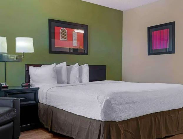 Studio 6 Extended Stay Sacramento Arden Way CA hotel detail image 3