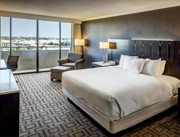 Hilton Sacramento Arden West hotel detail image 3