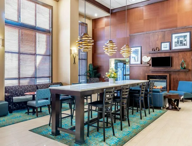 Hampton Inn & Suites Sacramento-Elk Grove Laguna I-5 hotel detail image 2