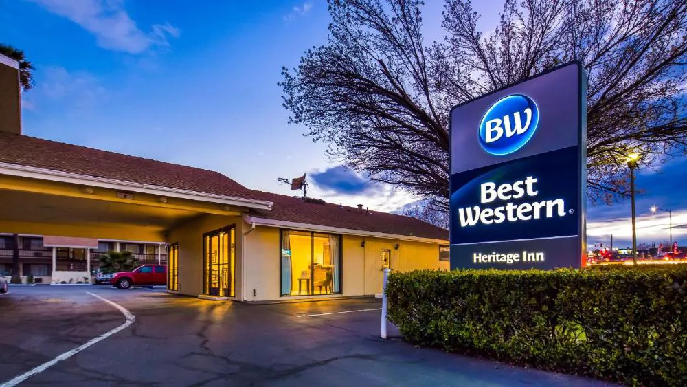Best Western Heritage Inn hotel hero