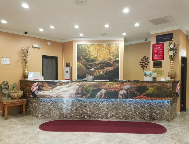 Ramada by Wyndham Asheville Southeast hotel detail image 1