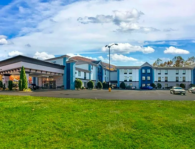 Comfort Inn Asheville East-Blue Ridge Pkwy Access hotel detail image 1