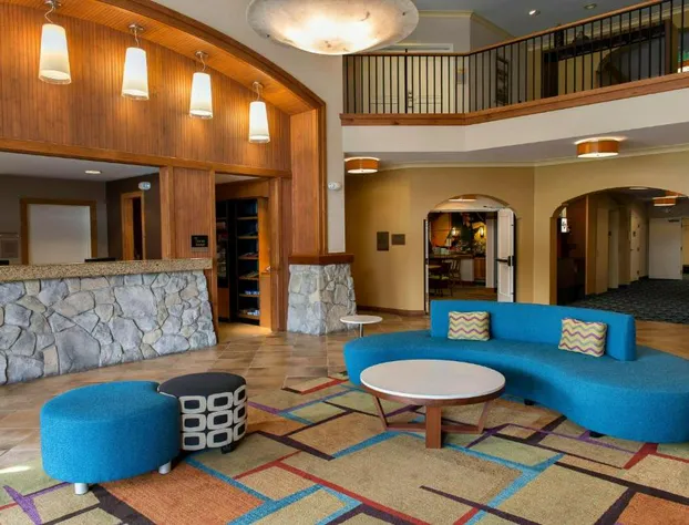 Fairfield Inn & Suites Santa Rosa Sebastopol hotel detail image 1