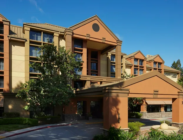 Courtyard by Marriott Santa Rosa hotel detail image 2