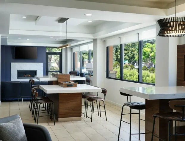 Courtyard by Marriott Santa Rosa hotel detail image 4