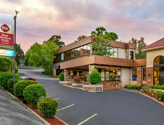 Best Western Plus Landing View Inn & Suites hotel detail image 2