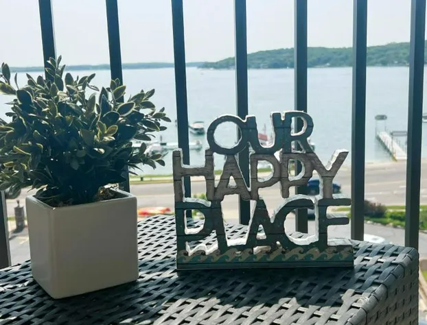 Harbor Shores on Lake Geneva hotel detail image 3