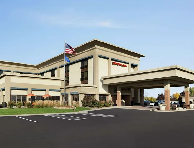 Hampton Inn Milwaukee/Brookfield hotel detail image 2