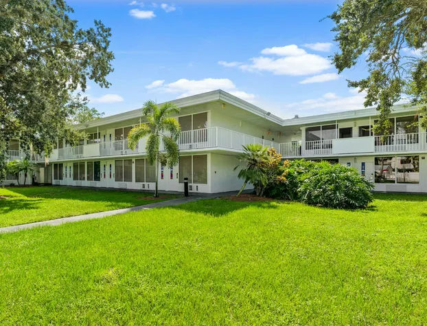 Baymont by Wyndham Orlando Lake Buena Vista South hotel detail image 2