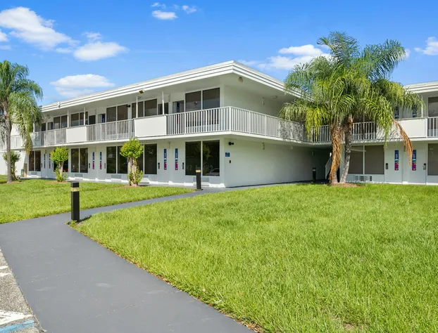 Baymont by Wyndham Orlando Lake Buena Vista South hotel detail image 4