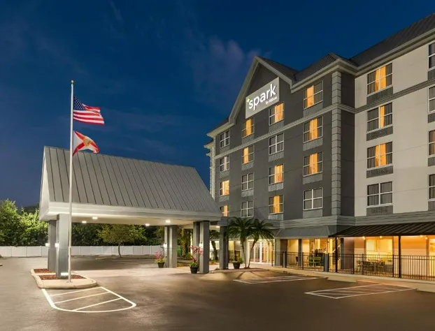 Spark by Hilton Orlando Universal Blvd hotel detail image 1