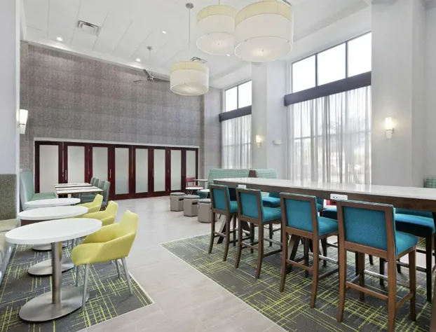 Hampton Inn & Suites Orlando Intl Dr N hotel detail image 4