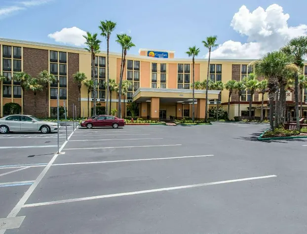 Comfort Inn & Suites Kissimmee by the Parks hotel detail image 1