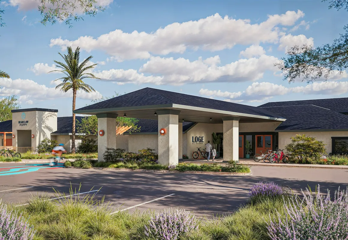 LOGE St. George hotel hero