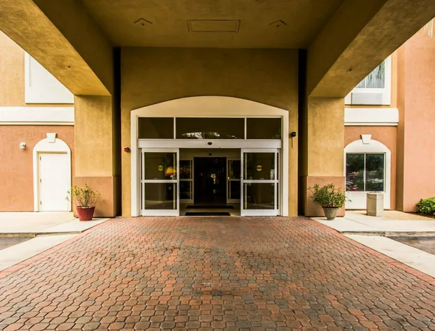 Sleep Inn & Suites Orlando International Airport hotel detail image 2