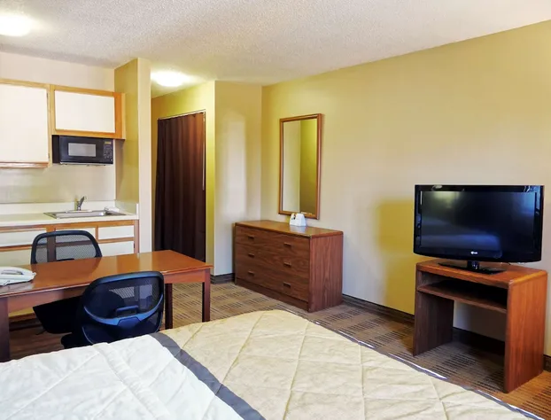 Extended Stay America Suites Ft Lauderdale Cyp Crk NW 6th Wy hotel detail image 4