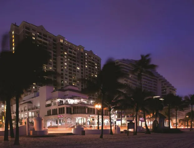 Marriott's BeachPlace Towers hotel detail image 1