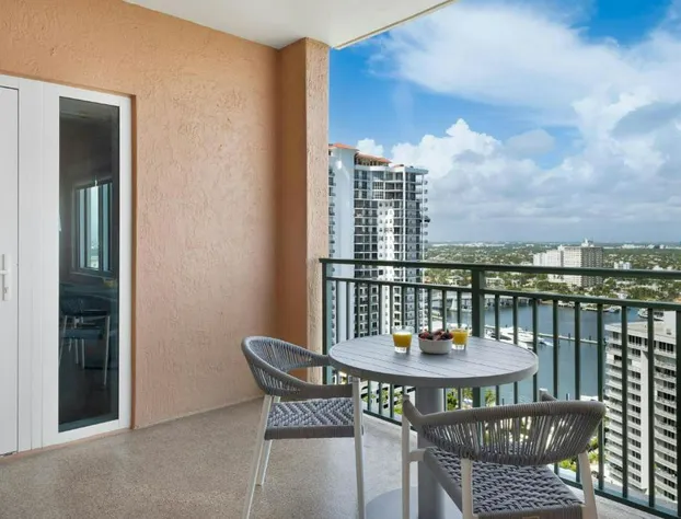 Marriott's BeachPlace Towers hotel detail image 3