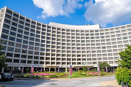 Washington Hilton hotel hero